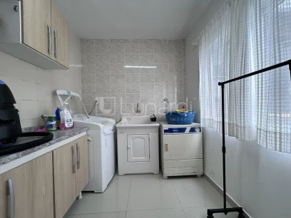 Casa com 4 Dormitórios - Miniatura - Lunardi Imóveis