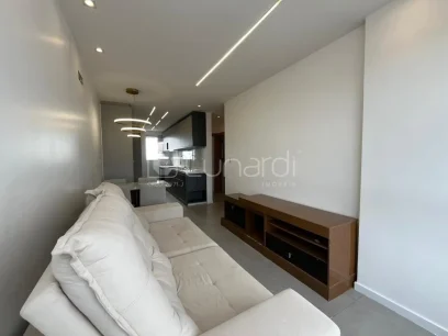 Foto Apartamento com 2 Dormitórios