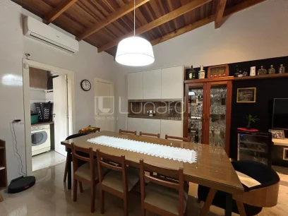 Foto Casa com 3 Dormitórios