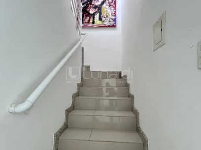 Casa com 4 Dormitórios - Miniatura - Lunardi Imóveis