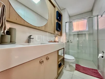 Foto Apartamento com 3 Dormitórios