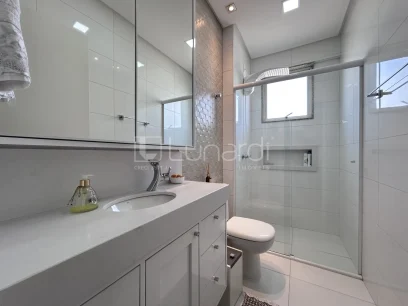 Foto Apartamento com 3 Dormitórios