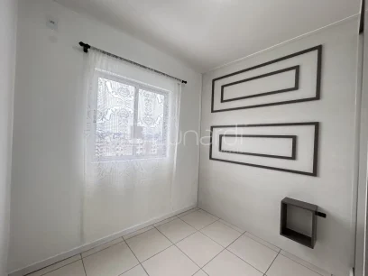 Foto Apartamento com 2 Dormitórios