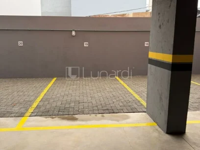 Foto Apartamento com 2 Dormitórios