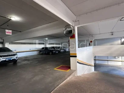 Foto Apartamento com 3 Dormitórios