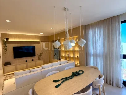 Foto Apartamento com 3 Dormitórios