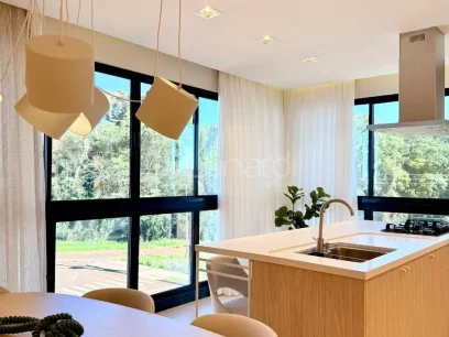 Foto Apartamento com 3 Dormitórios