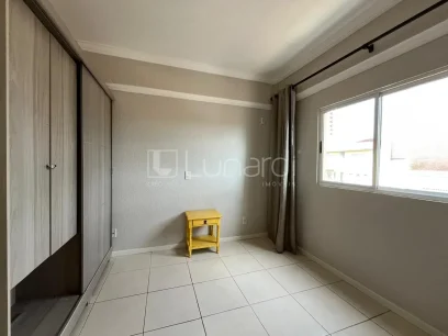 Foto Apartamento com 2 Dormitórios