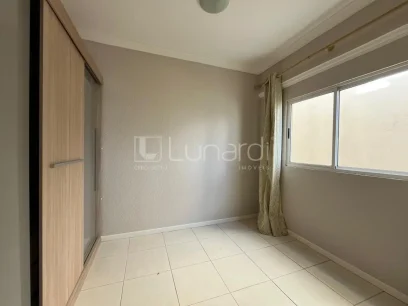 Foto Apartamento com 2 Dormitórios