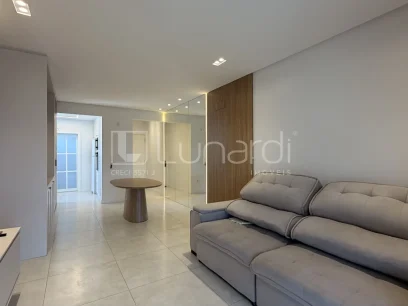 Foto Apartamento com 2 Dormitórios