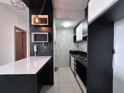 Foto Apartamento com 2 Dormitórios