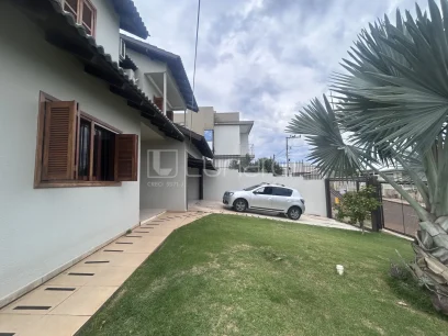 Foto Casa com 3 Dormitórios