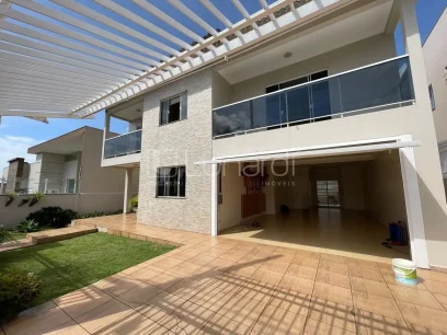 Casa com 4 Dormitórios - Miniatura - Lunardi Imóveis