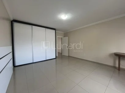 Casa com 4 Dormitórios - Miniatura - Lunardi Imóveis