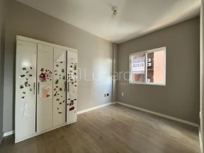 Foto Apartamento com 2 Dormitórios