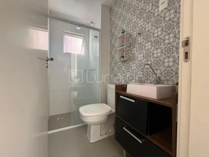 Foto Apartamento com 2 Dormitórios