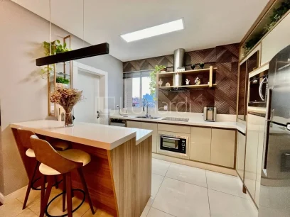 Foto Apartamento com 3 Dormitórios