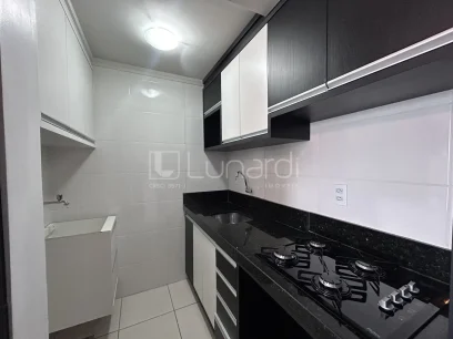 Foto Apartamento com 2 Dormitórios