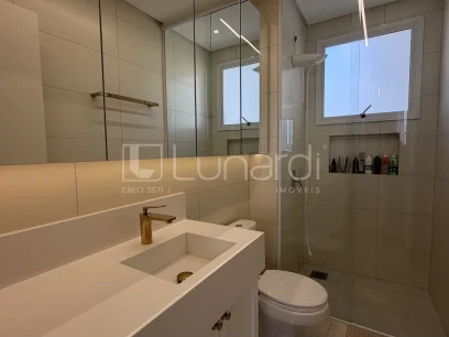 Foto Apartamento com 2 Dormitórios
