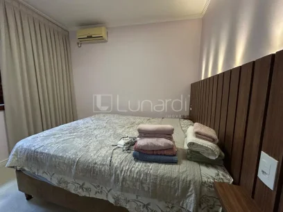 Foto Casa com 3 Dormitórios