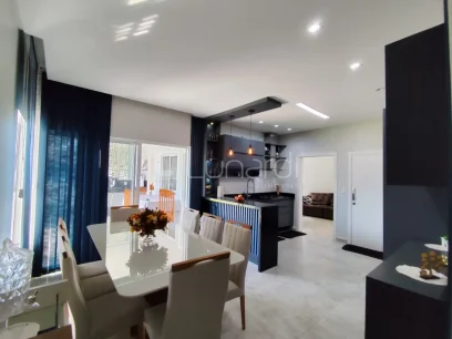 Casa com 3 Dormitórios - Miniatura - Lunardi Imóveis