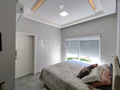 Casa com 3 Dormitórios - Miniatura - Lunardi Imóveis