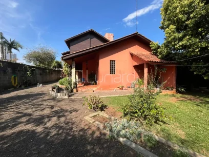 Casa com 2 Dormitórios - Miniatura - Lunardi Imóveis