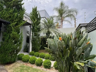 Casa com 3 Dormitórios - Miniatura - Lunardi Imóveis