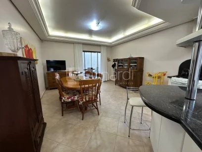 Casa com 3 Dormitórios - Miniatura - Lunardi Imóveis