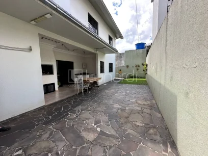 Casa com 3 Dormitórios - Miniatura - Lunardi Imóveis