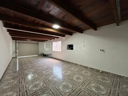 Casa com 3 Dormitórios - Miniatura - Lunardi Imóveis