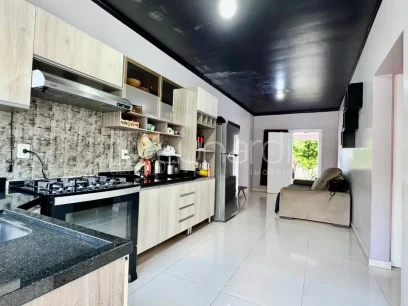 Casa com 2 Dormitórios - Miniatura - Lunardi Imóveis