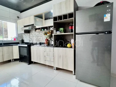 Casa com 2 Dormitórios - Miniatura - Lunardi Imóveis