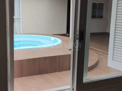 Casa com 4 Dormitórios - Miniatura - Lunardi Imóveis