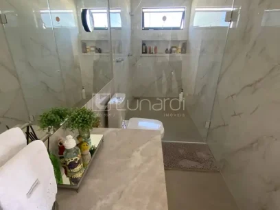 Casa com 4 Dormitórios - Miniatura - Lunardi Imóveis