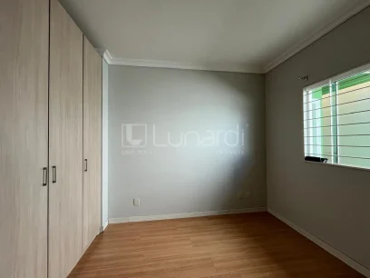 Casa com 3 Dormitórios - Miniatura - Lunardi Imóveis