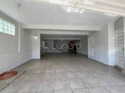 Casa com 3 Dormitórios - Miniatura - Lunardi Imóveis