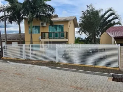 Casa em Condomínio com 2 Dormitórios - Miniatura - Lunardi Imóveis