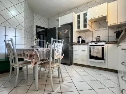 Casa com 3 Dormitórios - Miniatura - Lunardi Imóveis