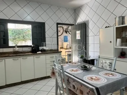 Casa com 3 Dormitórios - Miniatura - Lunardi Imóveis