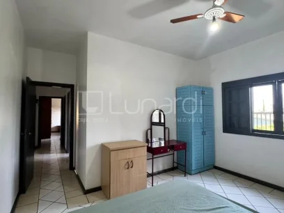 Casa com 3 Dormitórios - Miniatura - Lunardi Imóveis