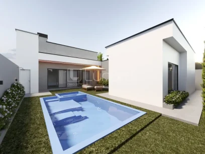 Casa com 3 Dormitórios - Miniatura - Lunardi Imóveis