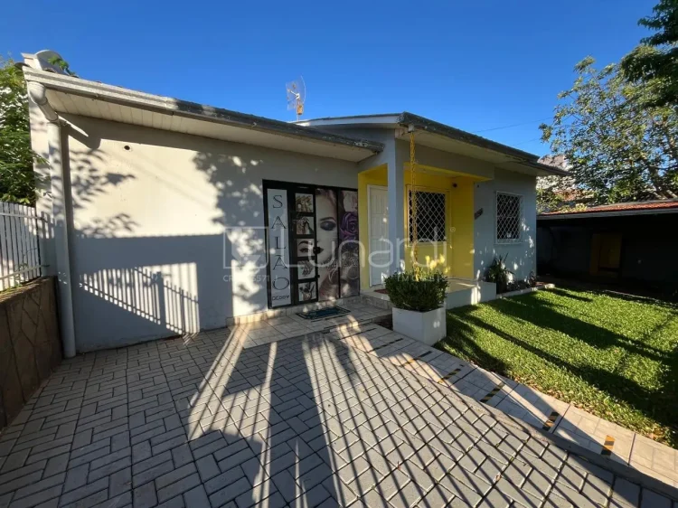 Casa com 2 Dormitórios - Lunardi Imóveis