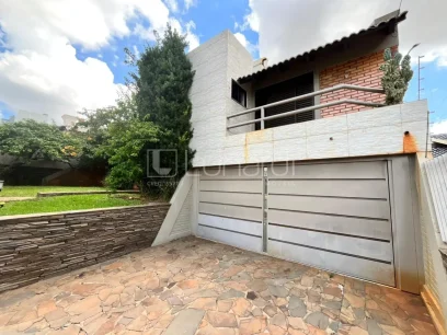 Casa com 3 Dormitórios - Miniatura - Lunardi Imóveis