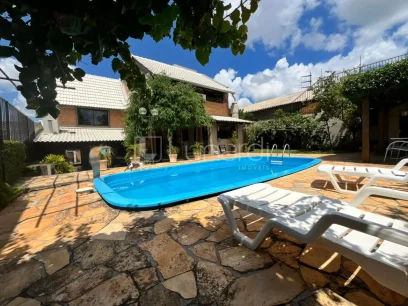 Casa com 3 Dormitórios - Lunardi Imóveis