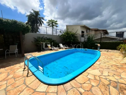 Casa com 3 Dormitórios - Miniatura - Lunardi Imóveis