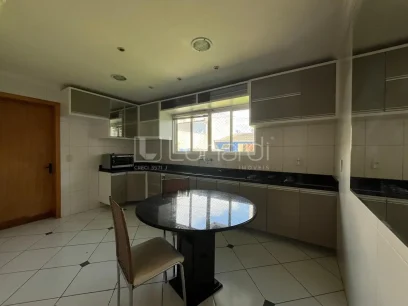 Casa com 4 Dormitórios - Miniatura - Lunardi Imóveis