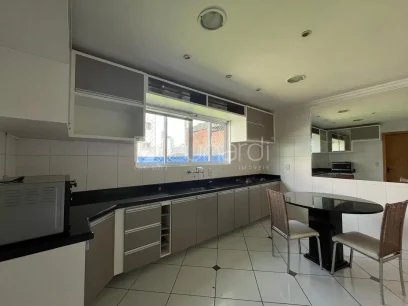 Casa com 4 Dormitórios - Miniatura - Lunardi Imóveis