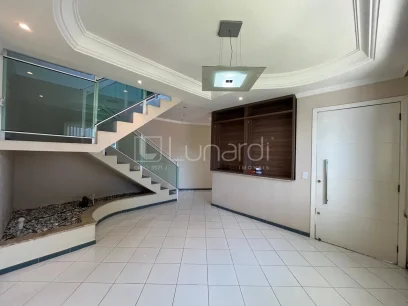 Casa com 4 Dormitórios - Miniatura - Lunardi Imóveis