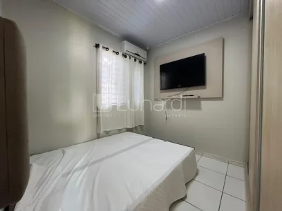 Casa com 2 Dormitórios - Miniatura - Lunardi Imóveis